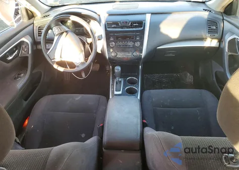 2013 Nissan Altima 2.5 z USA, uszkodzony, nr VIN 1N4AL3AP9DN571526